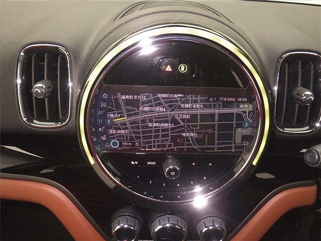 MINI CROSSOVER