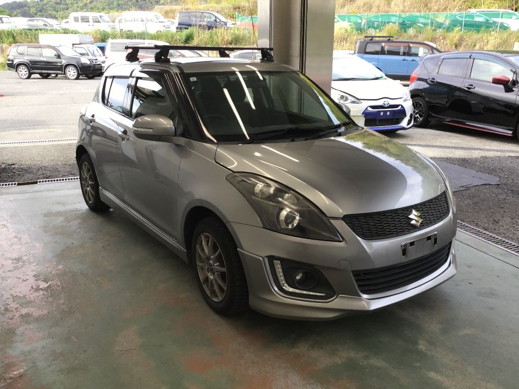 SUZUKI SWIFT