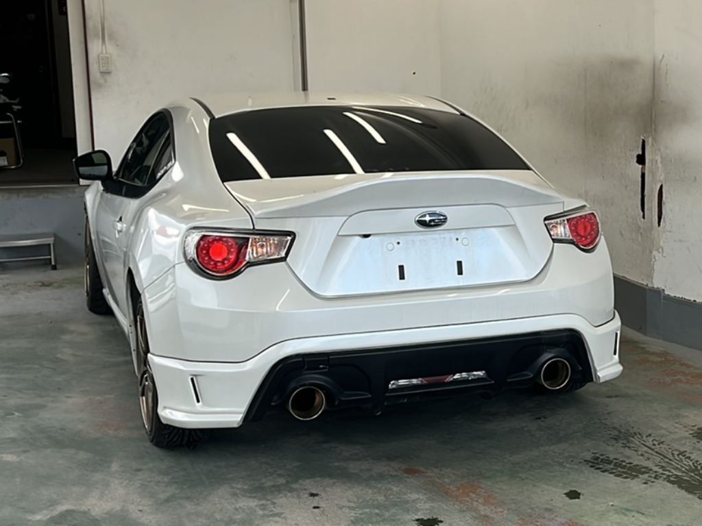 SUBARU BRZ