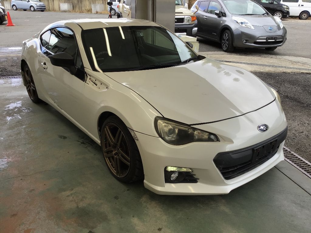 SUBARU BRZ