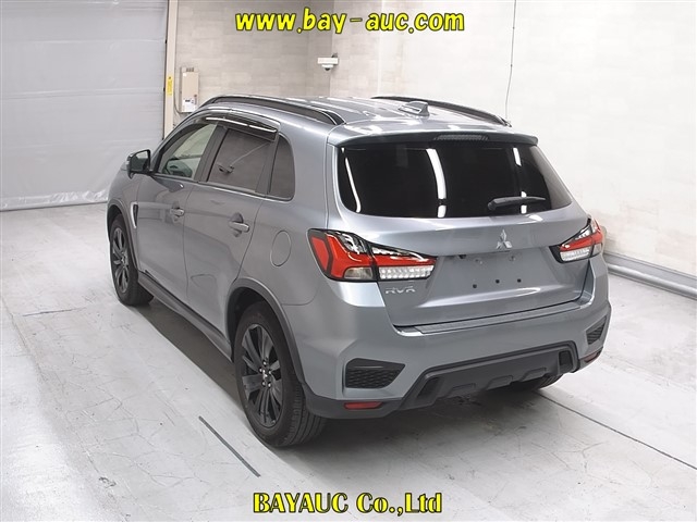 MITSUBISHI RVR