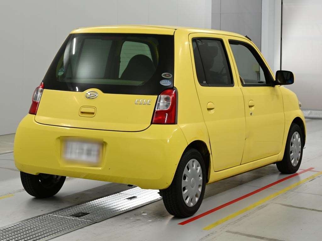 DAIHATSU ESSE