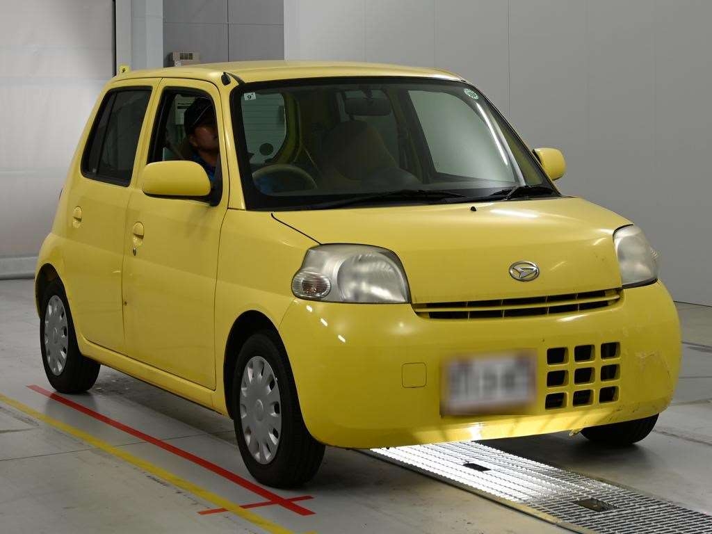 DAIHATSU ESSE