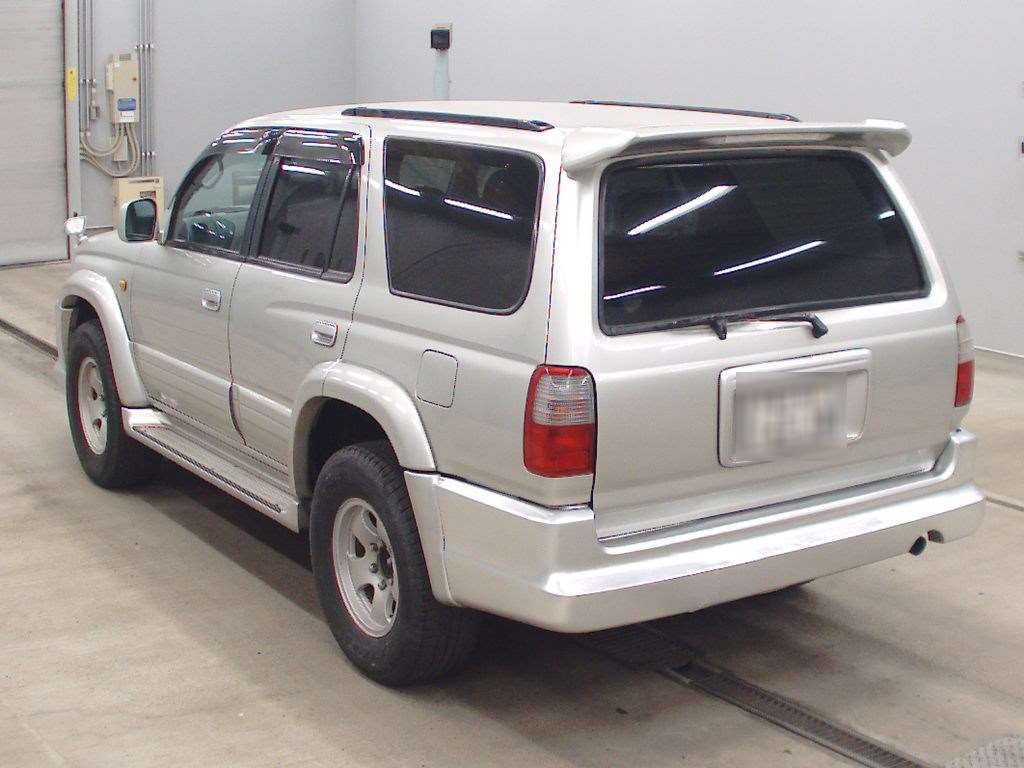 TOYOTA HILUX SURF