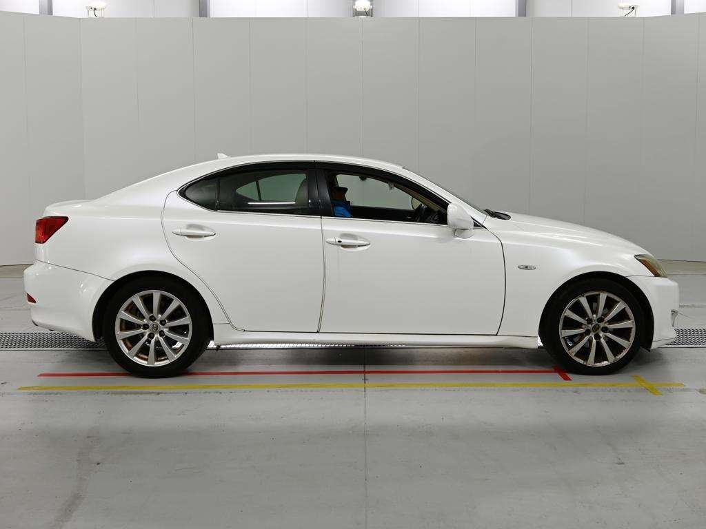 LEXUS IS250