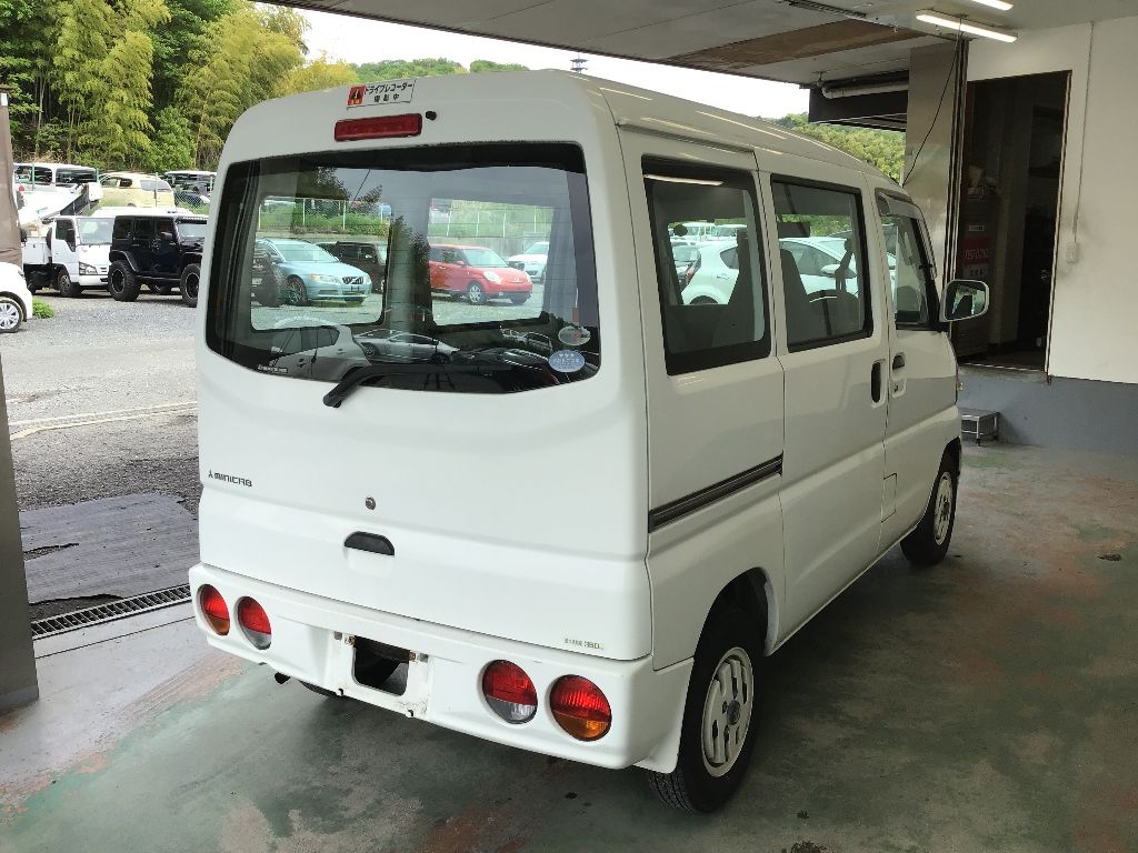 MITSUBISHI MINICAB
