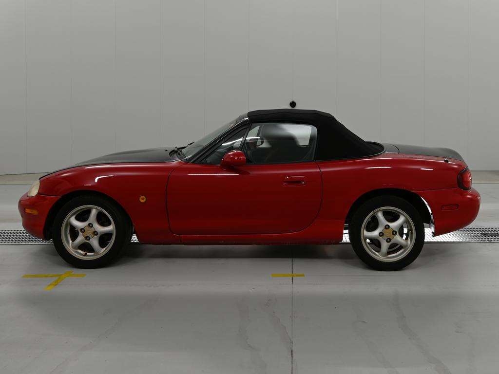 MAZDA ROADSTER