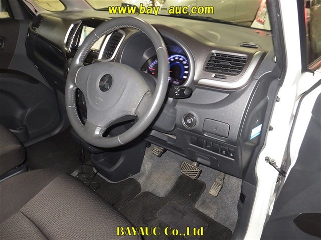 MITSUBISHI DELICA D:2
