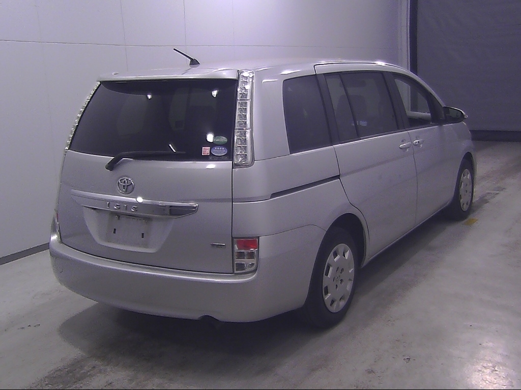 TOYOTA ISIS