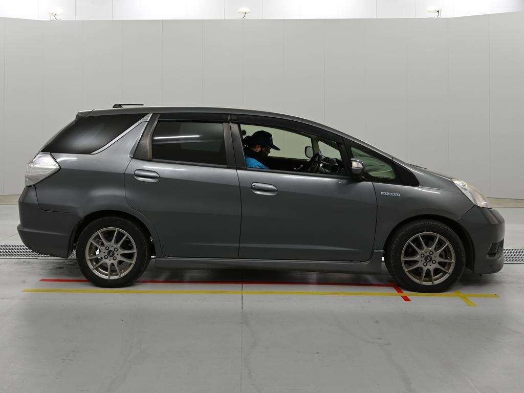 HONDA FIT SHUTTLE