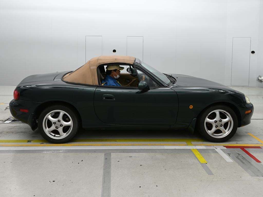 MAZDA ROADSTER