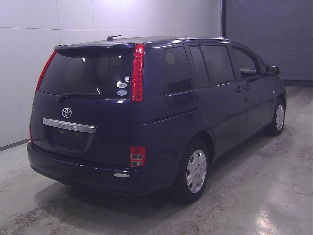 TOYOTA ISIS
