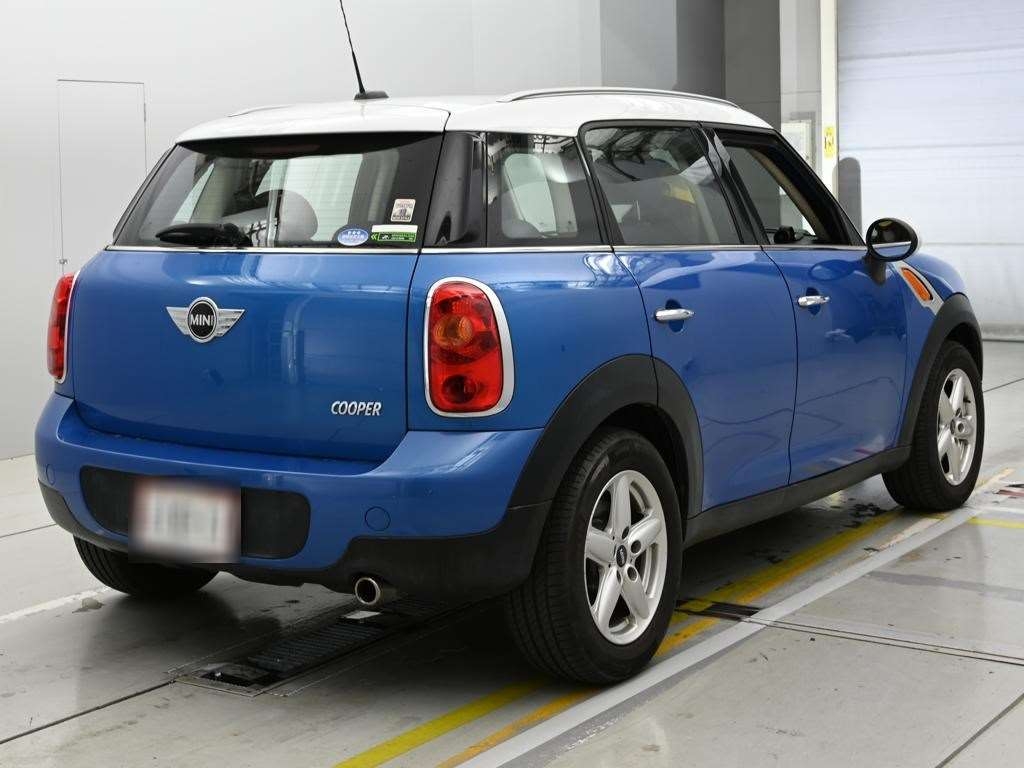 MINI CROSSOVER