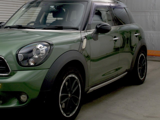 MINI CROSSOVER