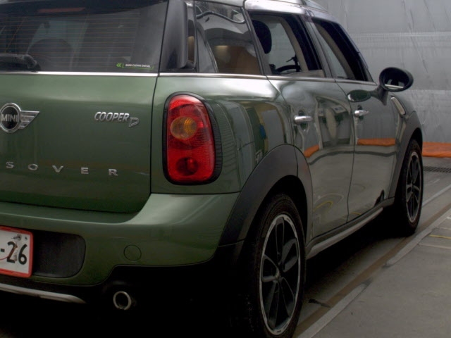 MINI CROSSOVER
