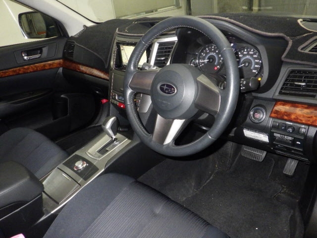 SUBARU LEGACY