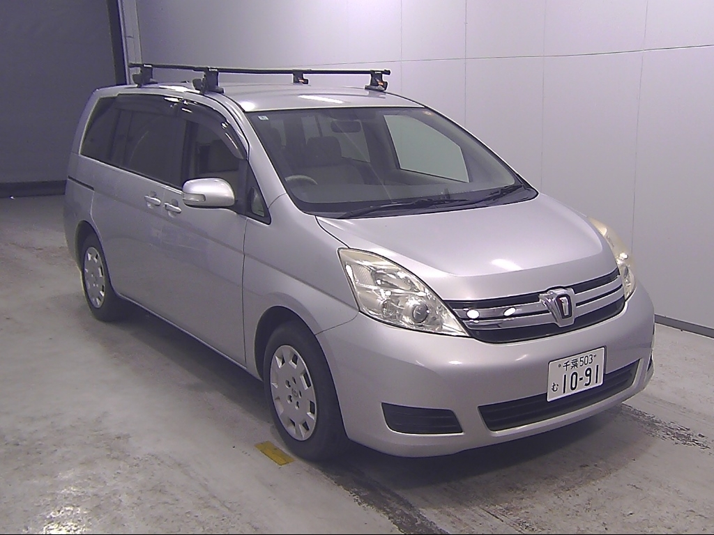 TOYOTA ISIS