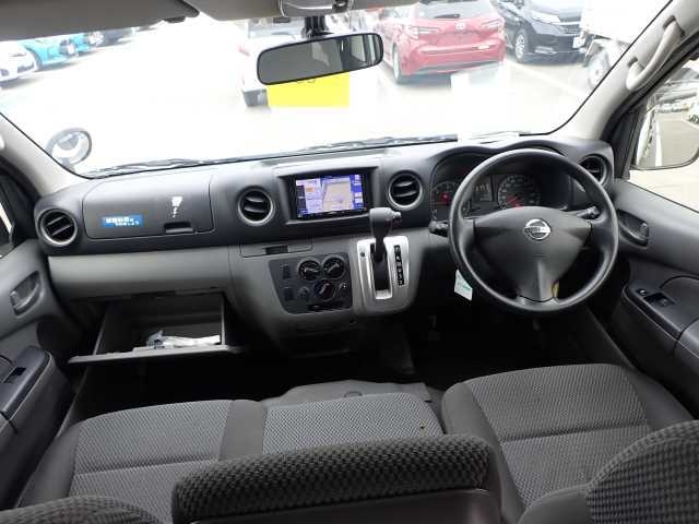 NISSAN NV350 CARAVAN