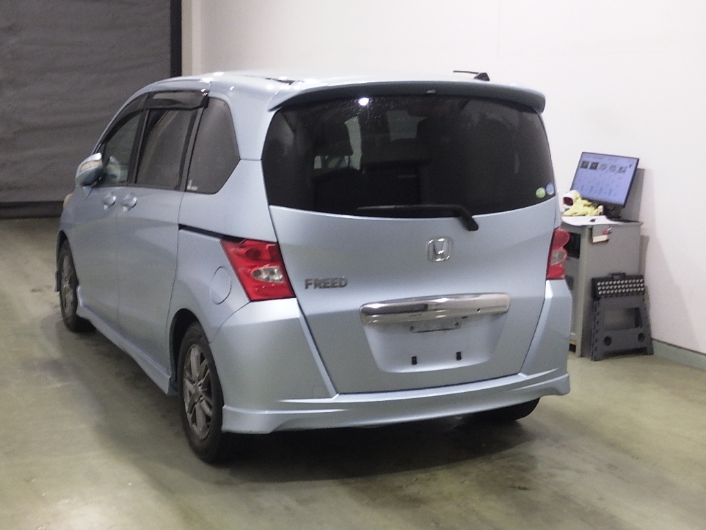 HONDA FREED