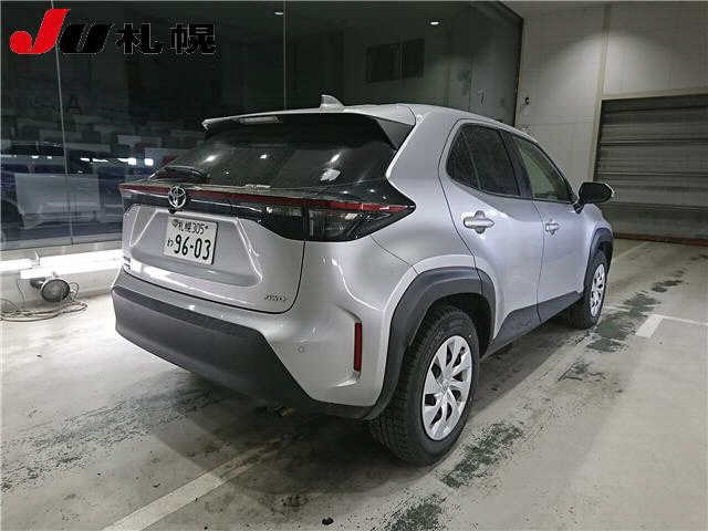 TOYOTA YARIS CROSS