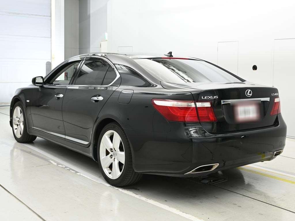 LEXUS LS460