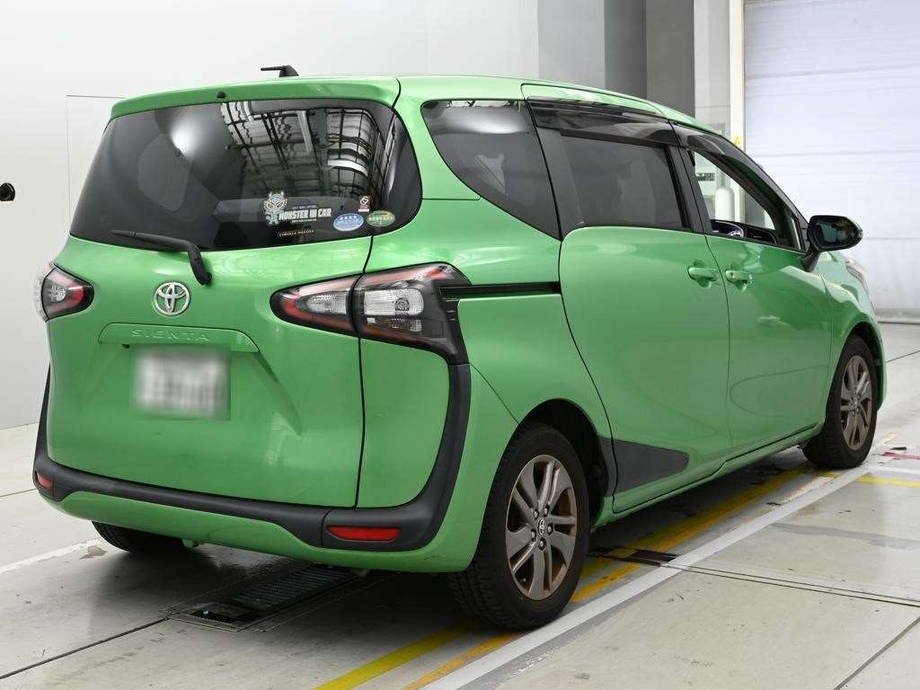 TOYOTA SIENTA
