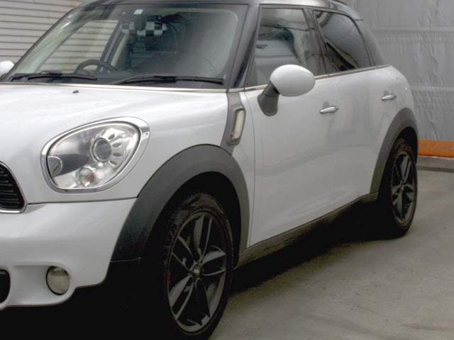 MINI CROSSOVER