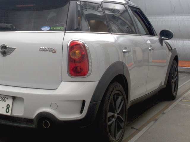 MINI CROSSOVER