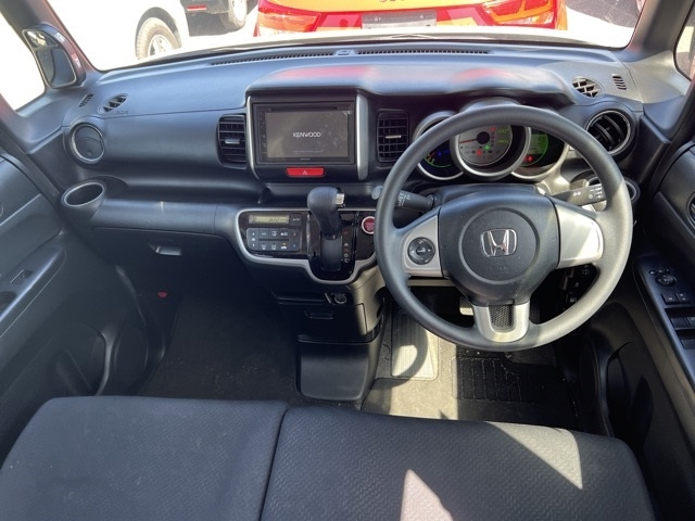 HONDA N-BOX