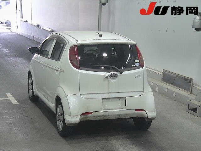SUBARU R2