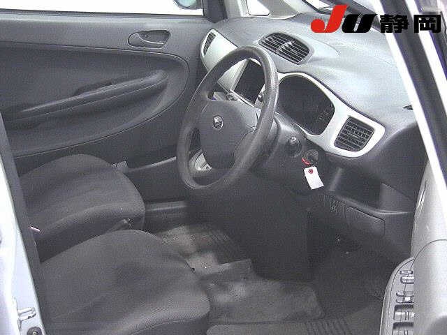 SUBARU R2
