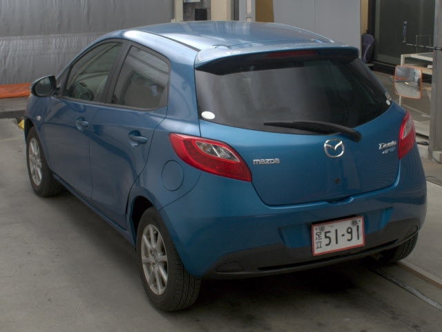 MAZDA DEMIO