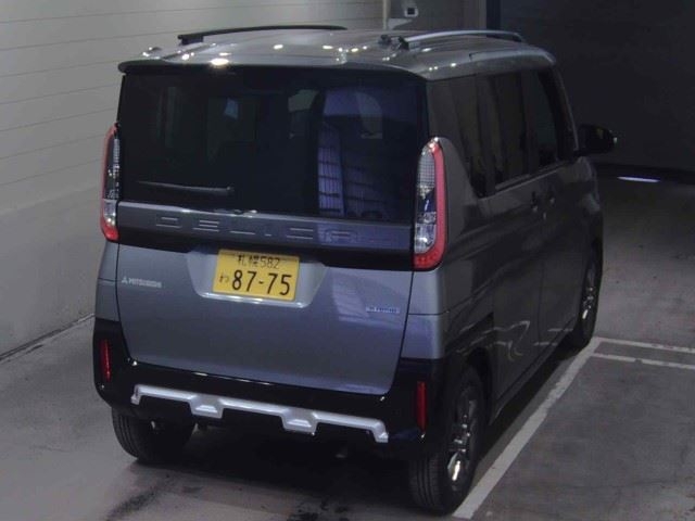 MITSUBISHI DELICA MINI