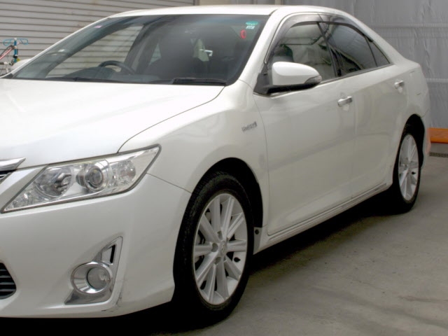 TOYOTA CAMRY