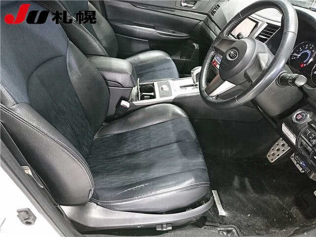 SUBARU LEGACY