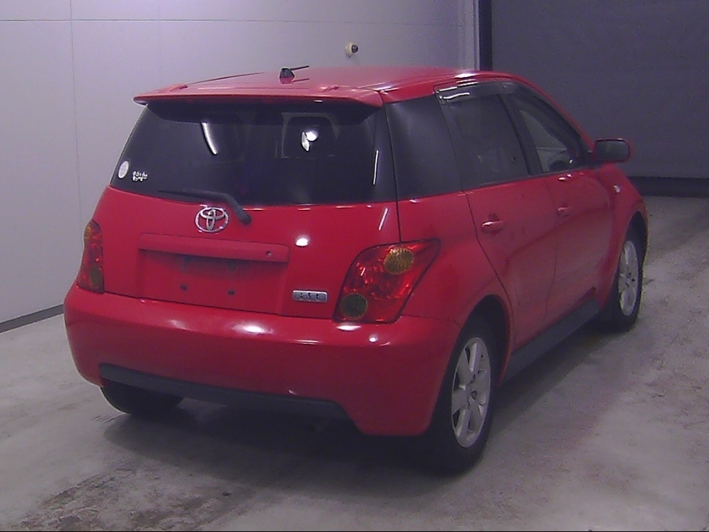 TOYOTA IST