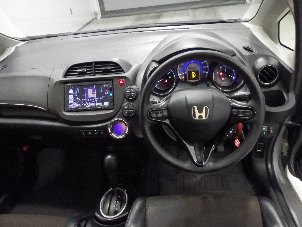 HONDA FIT SHUTTLE