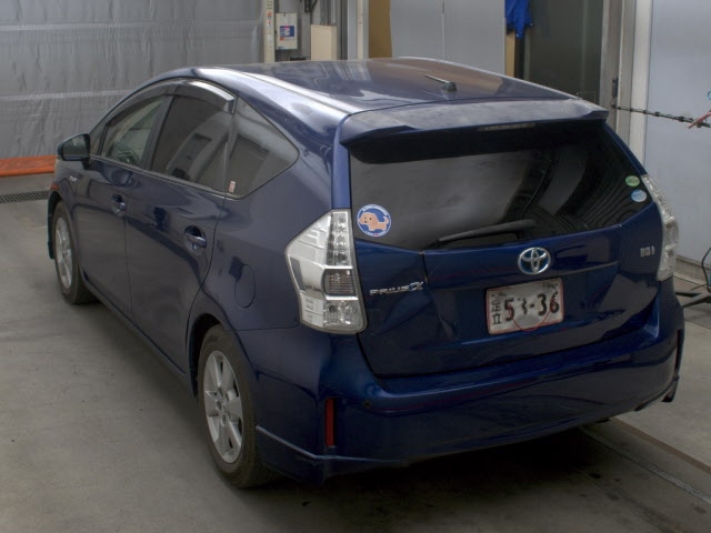 TOYOTA PRIUS ALPHA