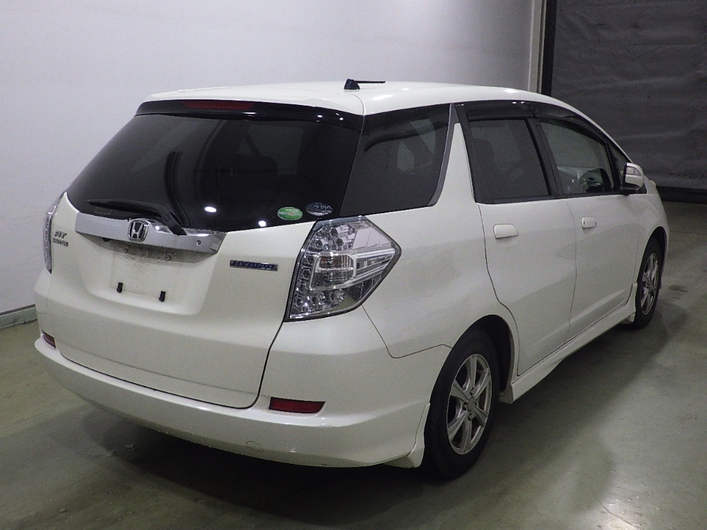 HONDA FIT SHUTTLE