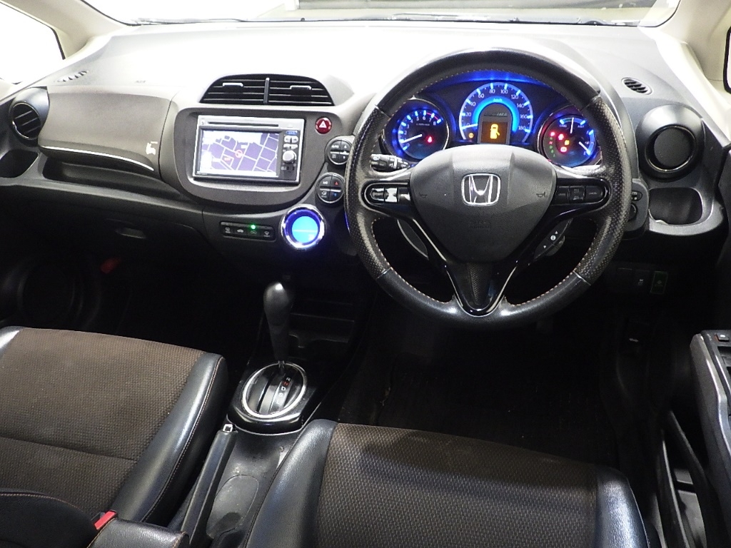 HONDA FIT SHUTTLE