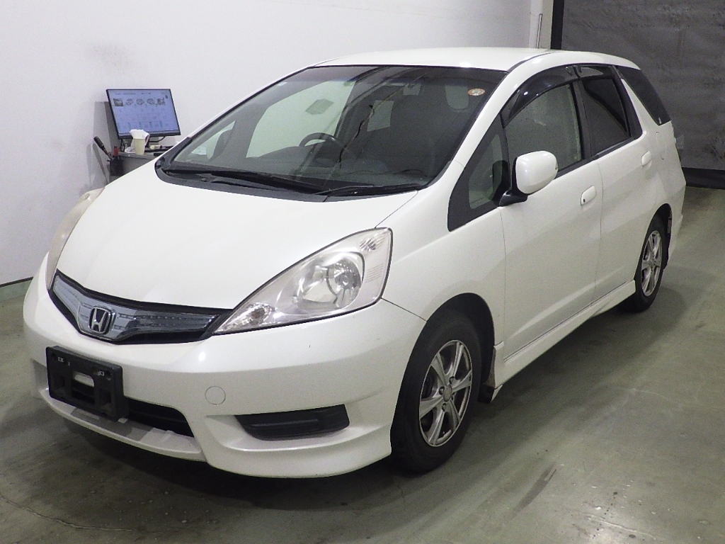 HONDA FIT SHUTTLE