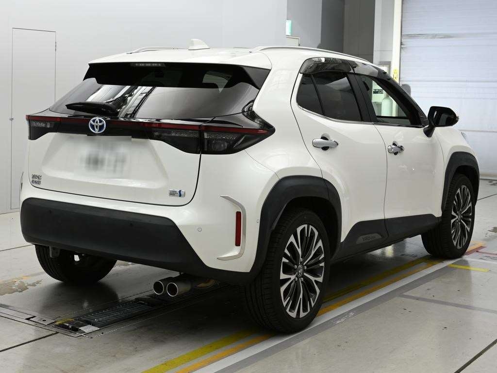 TOYOTA YARIS CROSS