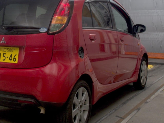 MITSUBISHI I