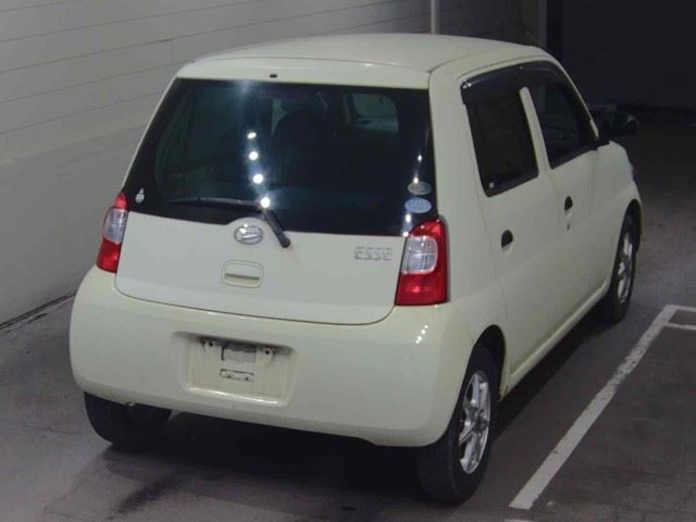 DAIHATSU ESSE