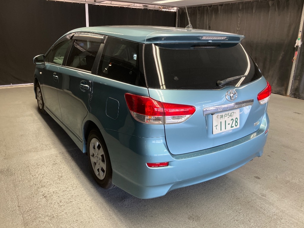 TOYOTA WISH