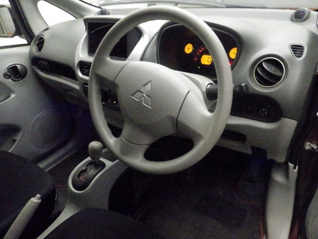 MITSUBISHI I