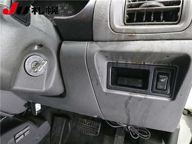 MITSUBISHI MINICA