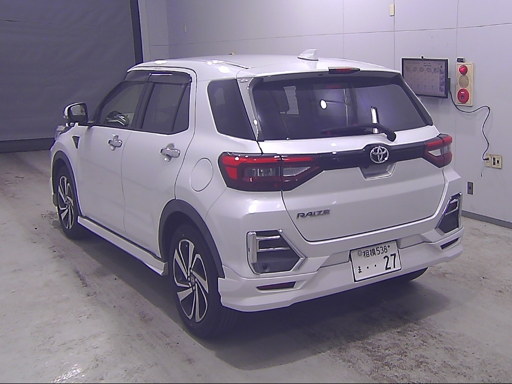TOYOTA RAIZE