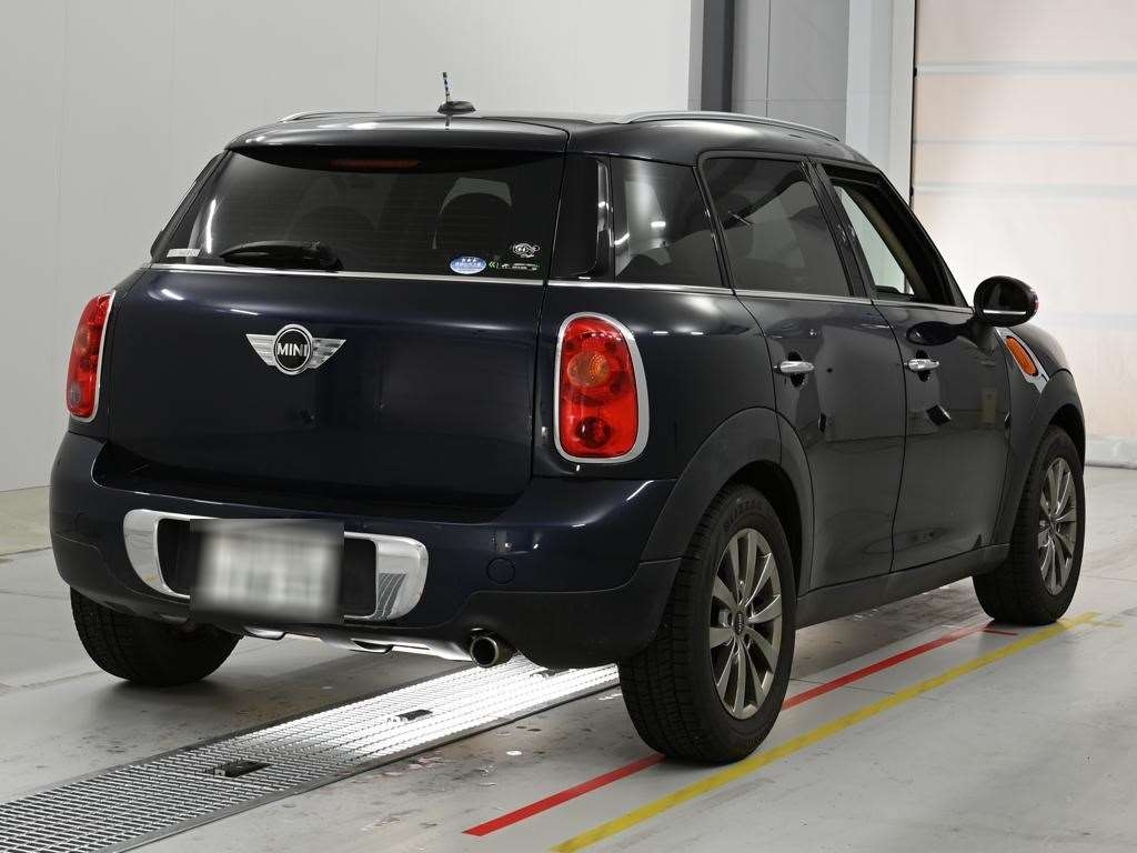 MINI CROSSOVER