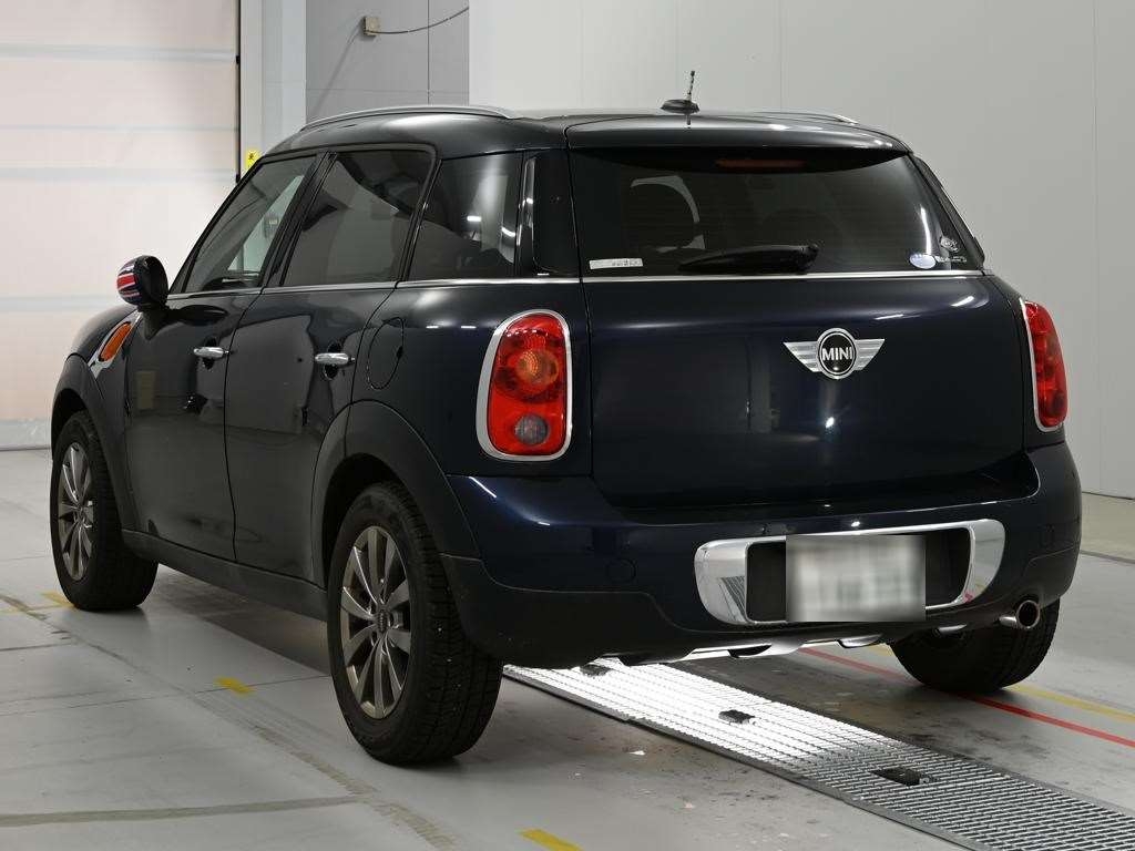 MINI CROSSOVER